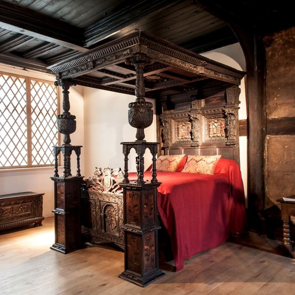 Ordsall Hall Four Poster Bed